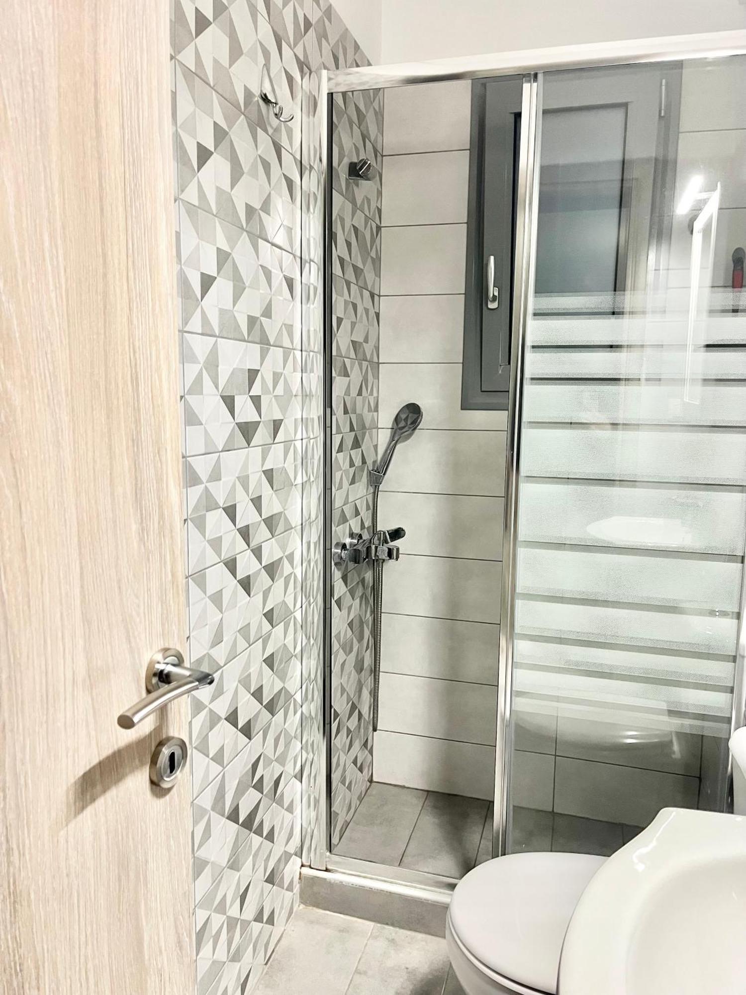 Blueline Apartment 3 لوتراكي المظهر الخارجي الصورة